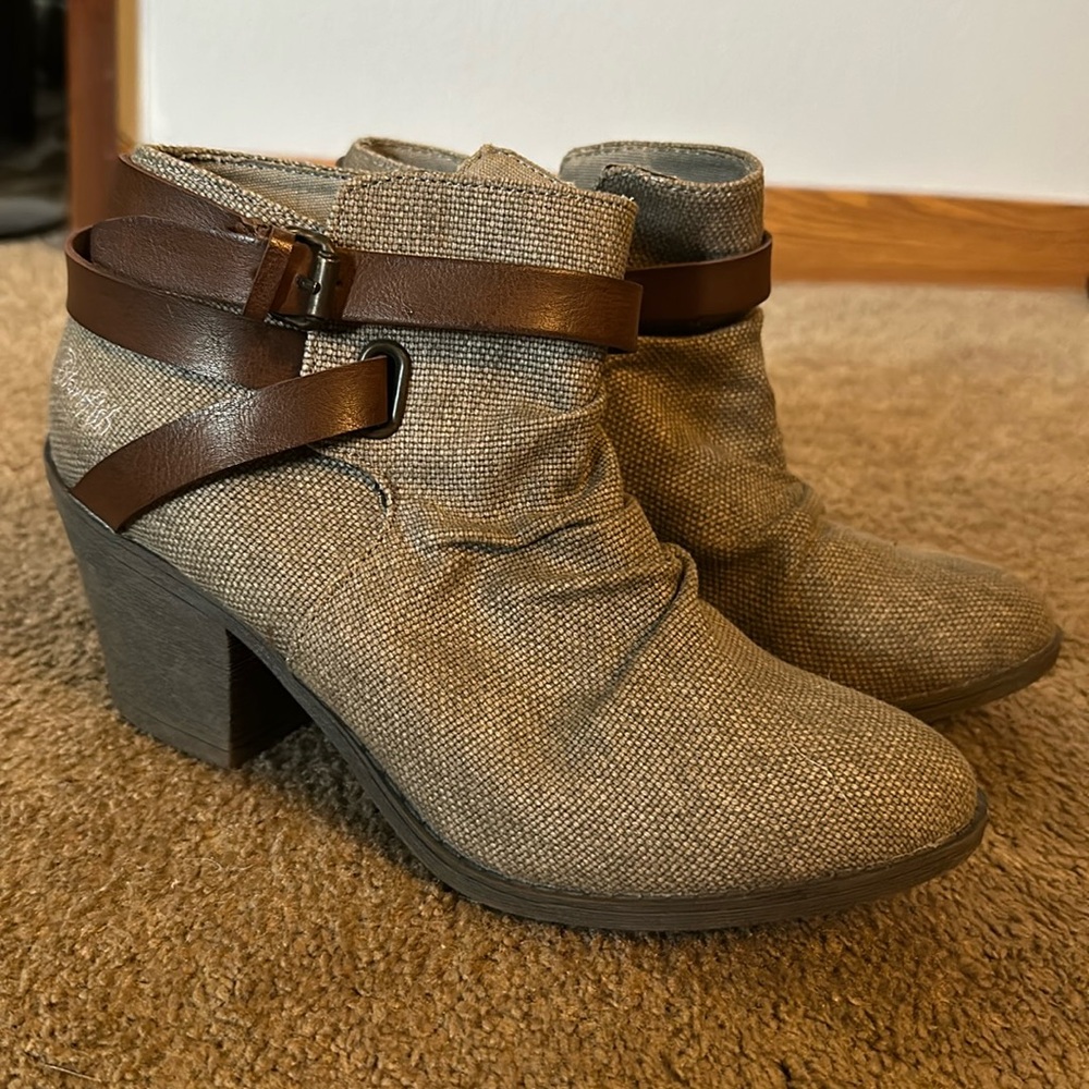 Blowfish canvas Booties